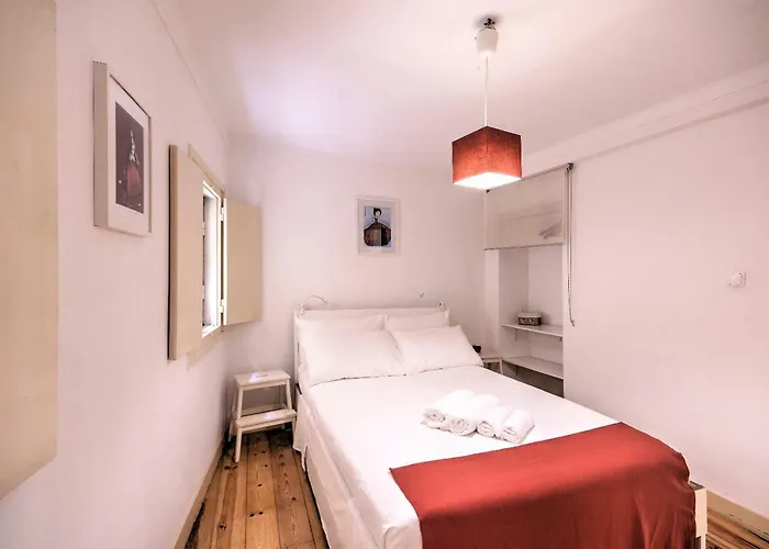 Apartment Alfama 88, By With A View